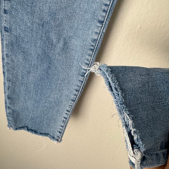 Lucky Brand Womens Ava Crop Light Wash Mid Rise Jean Denim Pants Size 12/31 - Picture 5 of 10
